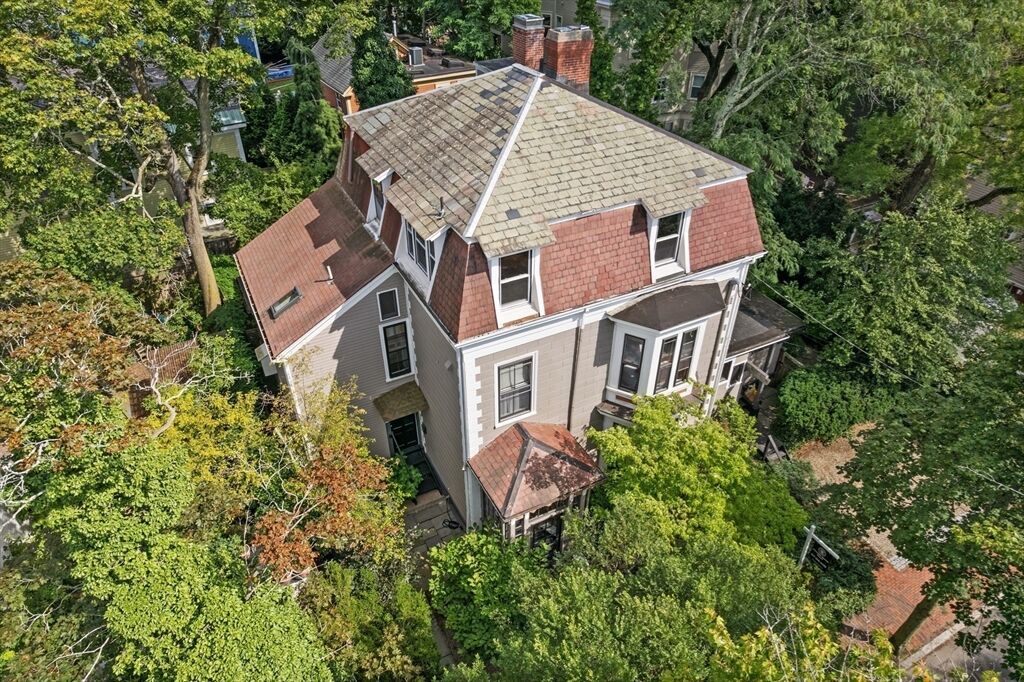 Property Photo: 32 Hawthorn St MA 02138