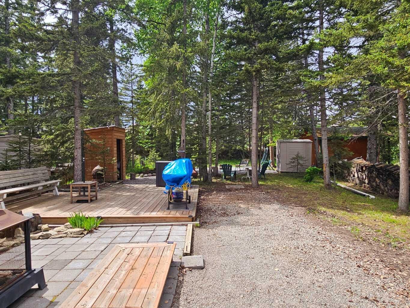 Property Photo:  200 4 Avenue SW 203  AB T0M 1X0 