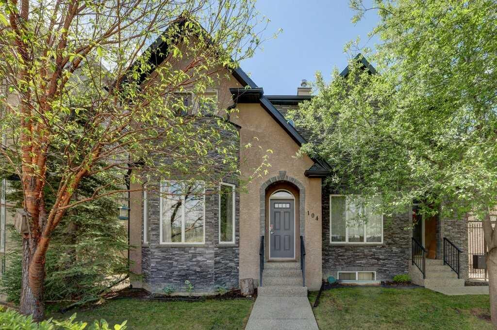 Property Photo:  449 20 Avenue NE 104  AB T2E 1R3 