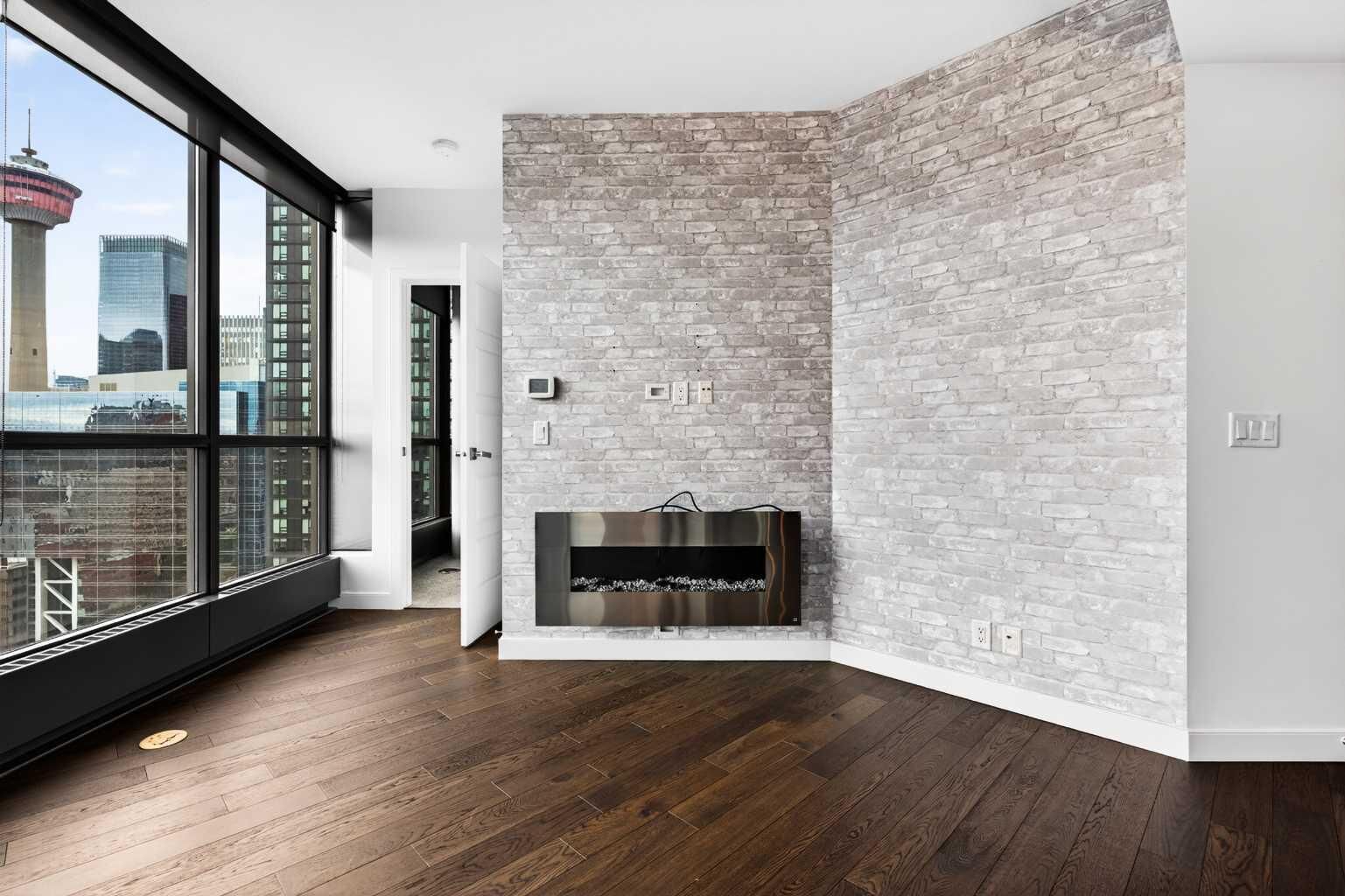 Property Photo: 225 11 Avenue SE 2010 AB T2G 0G3