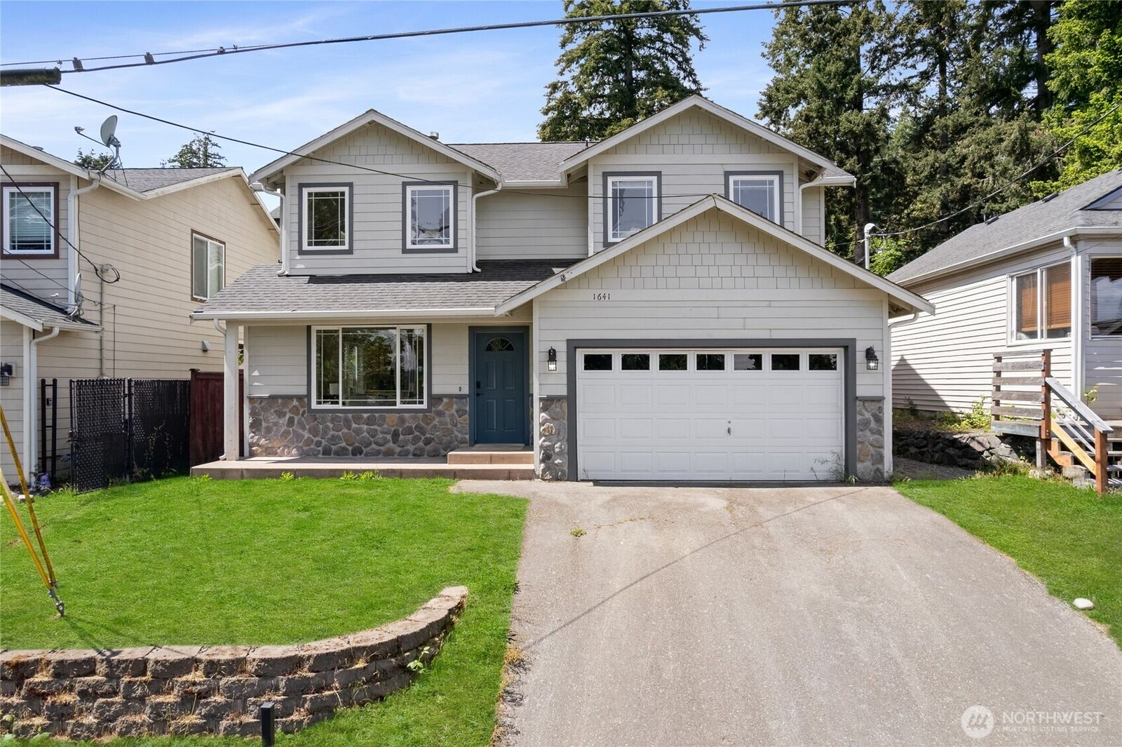 Property Photo: 1641 Bayview Drive W WA 98312