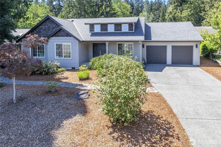 Property Photo:  70  Camano Ln  WA 98365 