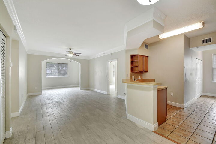 Property Photo: 9849 Baywinds Drive 8101 FL 33411