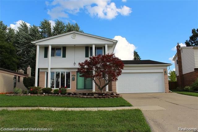 Property Photo: 44227 Brandywyne Road MI 48187