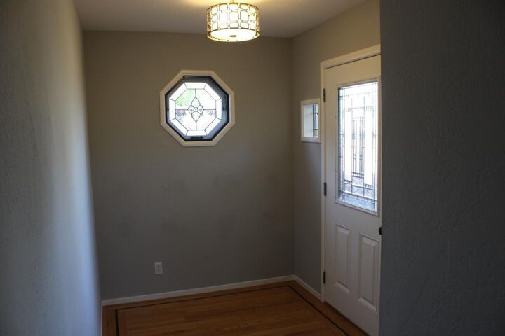 Property Photo:  1610 Borden Street  CA 94403 
