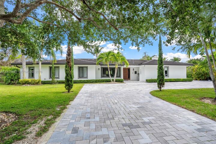 Property Photo: 7200 SW 107th Ter FL 33156