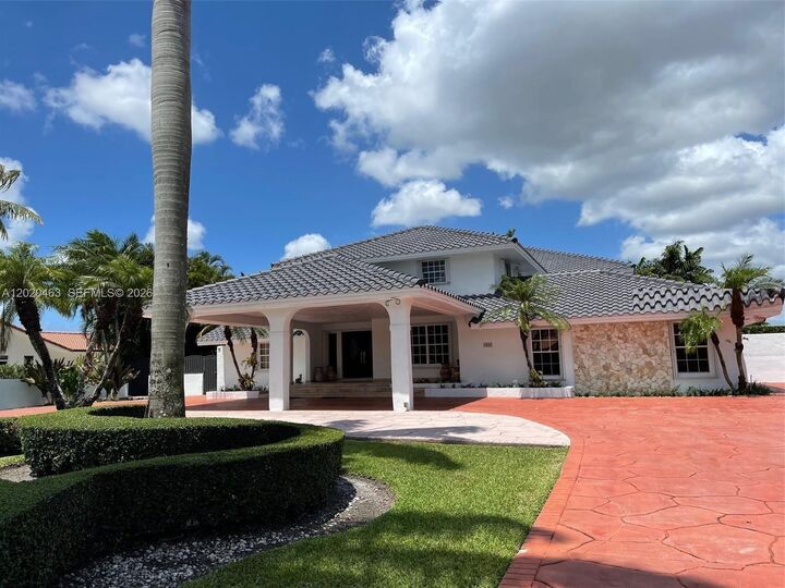 Property Photo:  3401 SW 129th Ave  FL 33175 