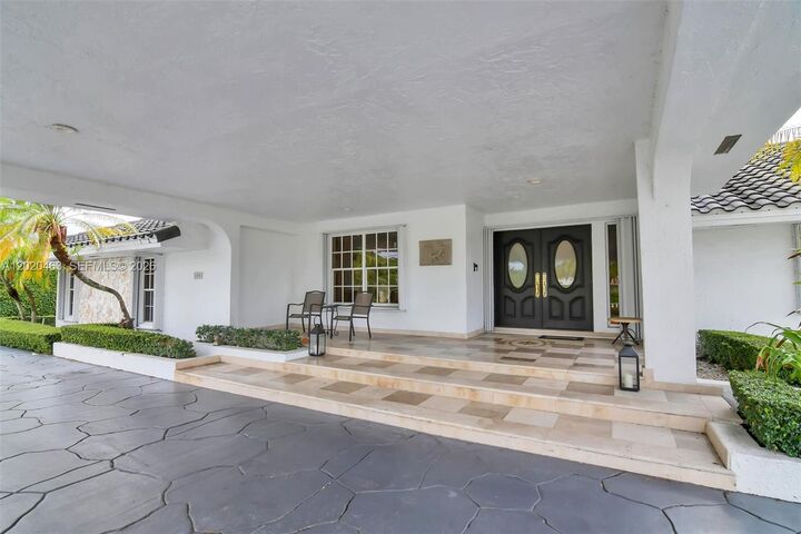 Property Photo:  3401 SW 129th Ave  FL 33175 
