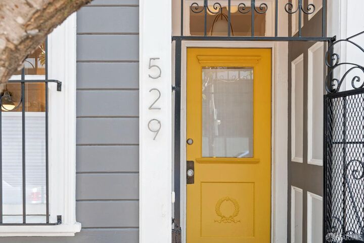 Property Photo:  529 Birch Street  CA 94102 