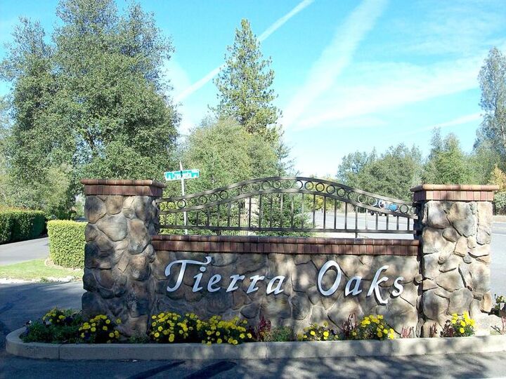 Property Photo:  13212 Tierra Heights Road  CA 96003 