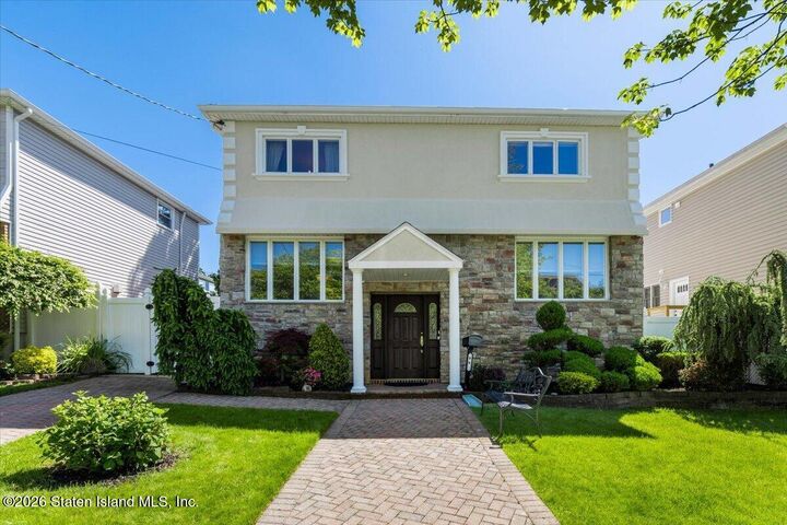 Property Photo:  99 Connor Avenue  NY 10306 