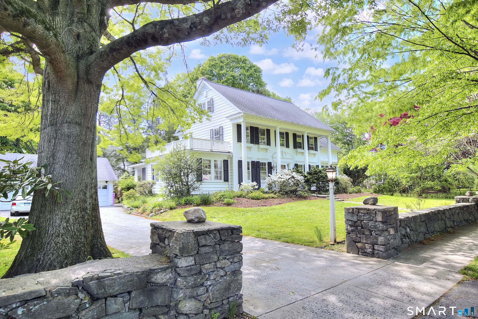 Property Photo: 533 North Benson Road CT 06824