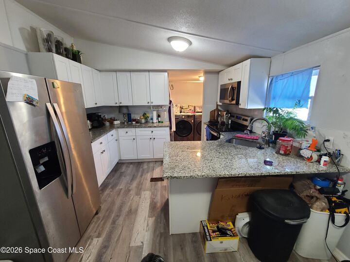 Property Photo: 525 Nicklaus Circle FL 32927