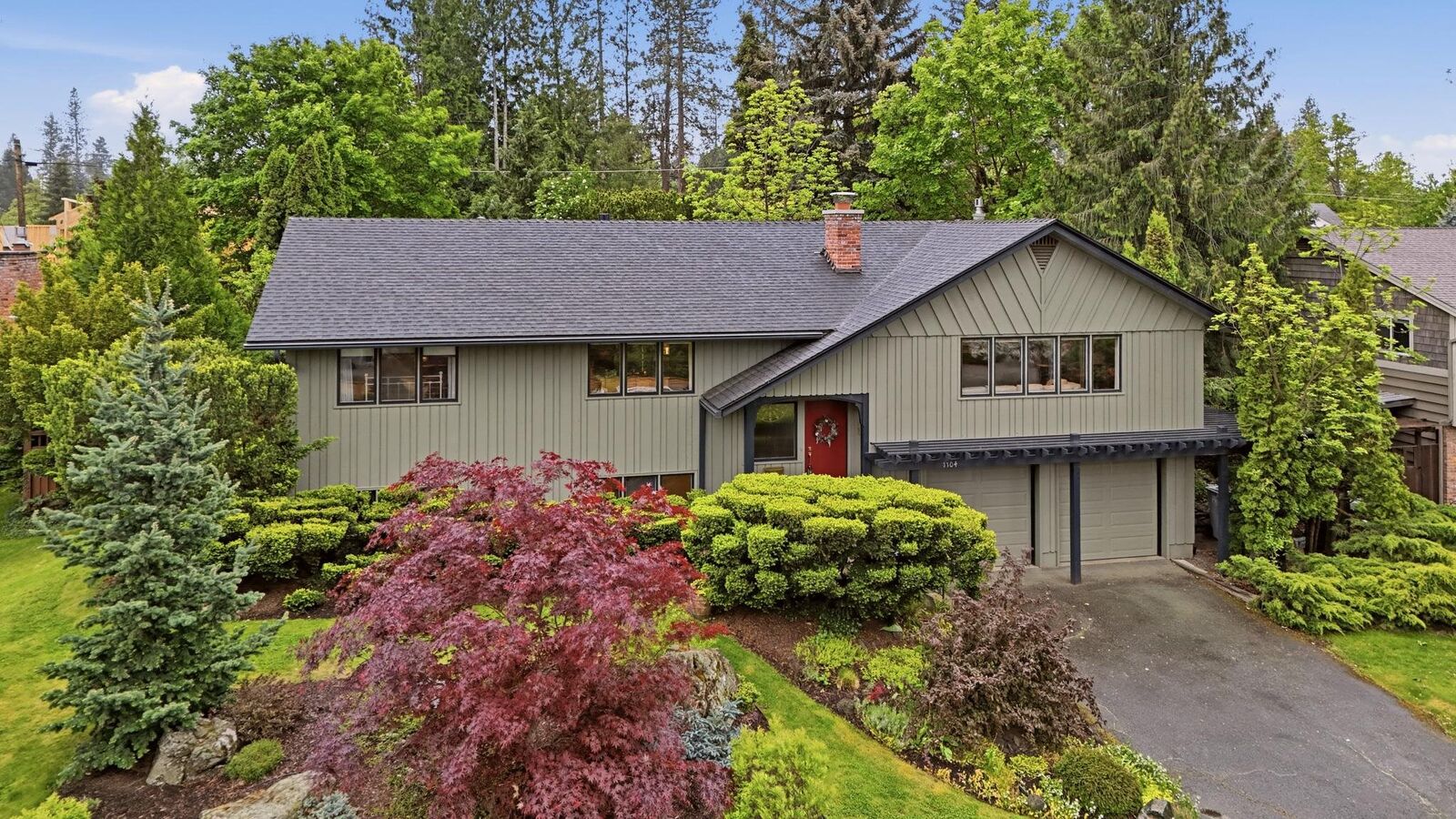 Property Photo:  1104 E 26th Ave  WA 99203 