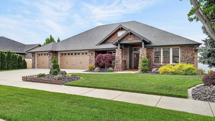 Property Photo:  9203 N Scarlet Sky Dr  WA 99208 