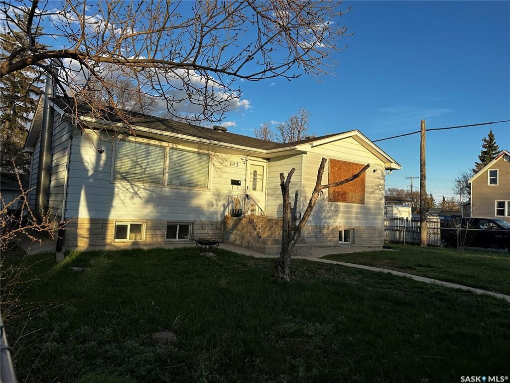 Property Photo: 1175 Wallace Street SK S4A 1K8