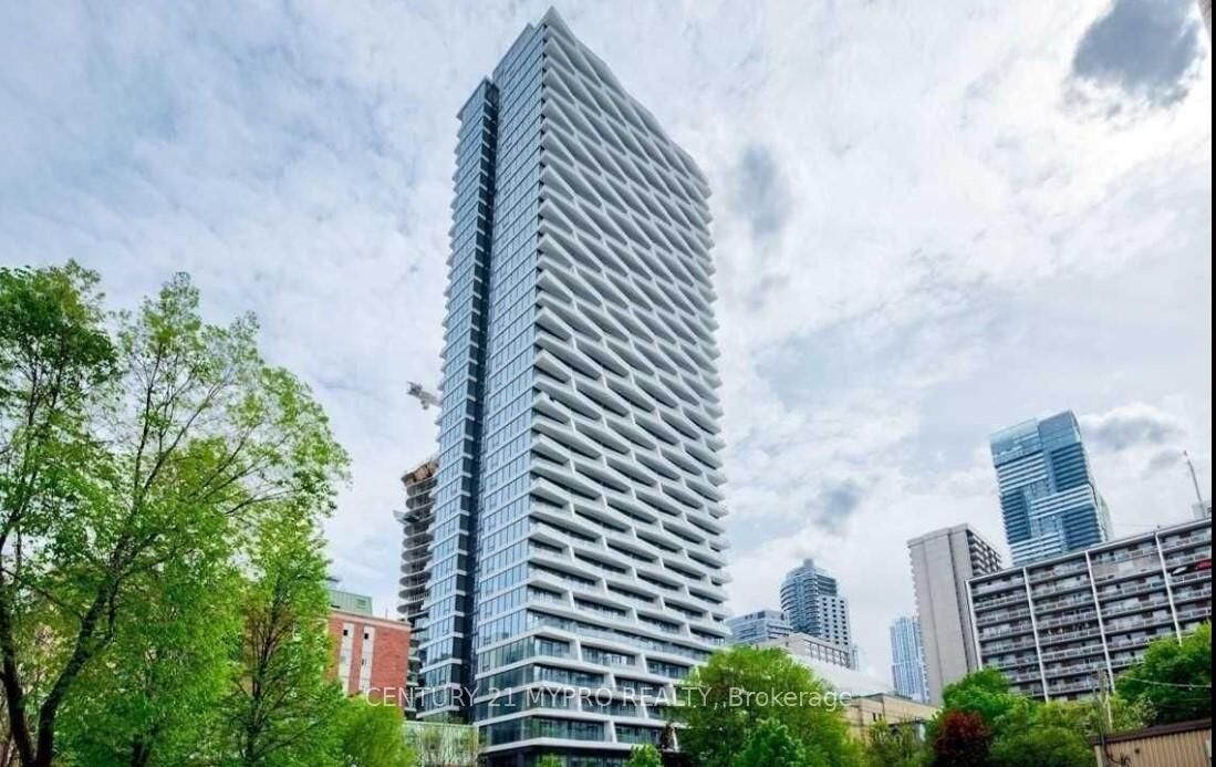 Property Photo:  85 Wood Street 1501  ON M4Y 0E8 