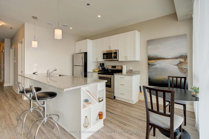 Property Photo: 130 Water Street 406 ON K7G 0A8