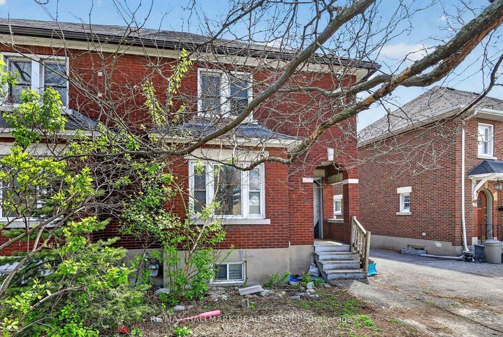 Property Photo: 50 Imperial Avenue ON K1S 3E1