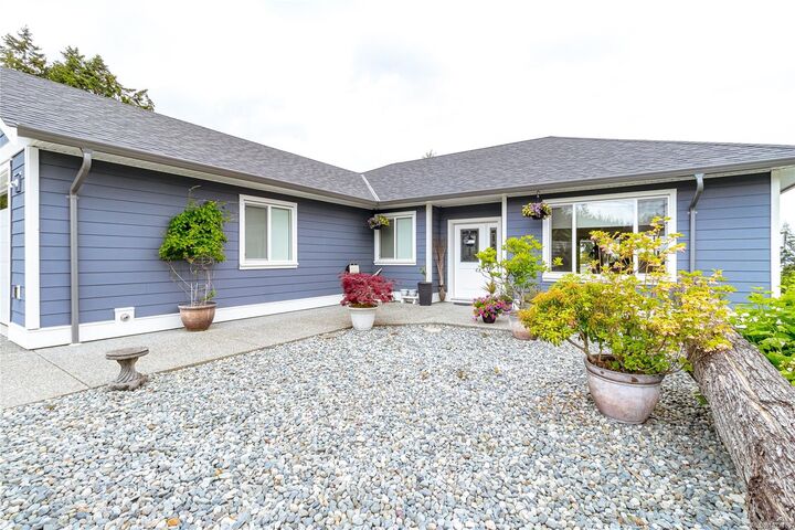 Property Photo: 3205 Douglas St BC V0R 1K2