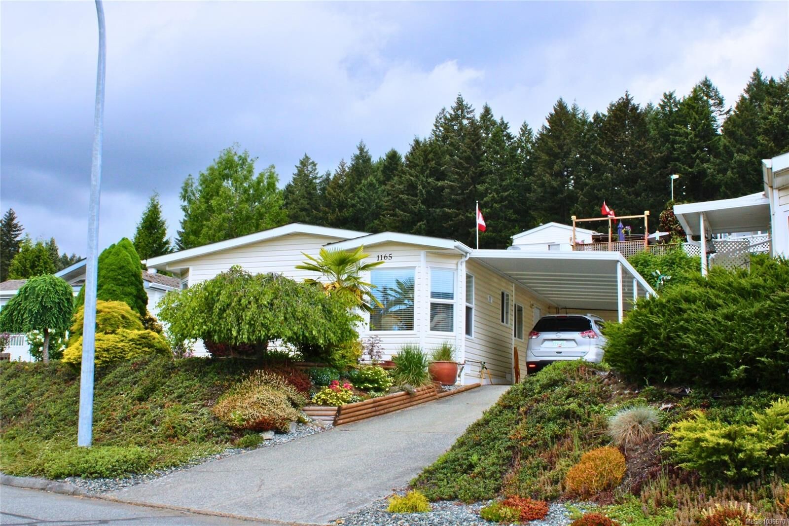 Property Photo:  1165 Morrell Cir  BC V9R 6K6 