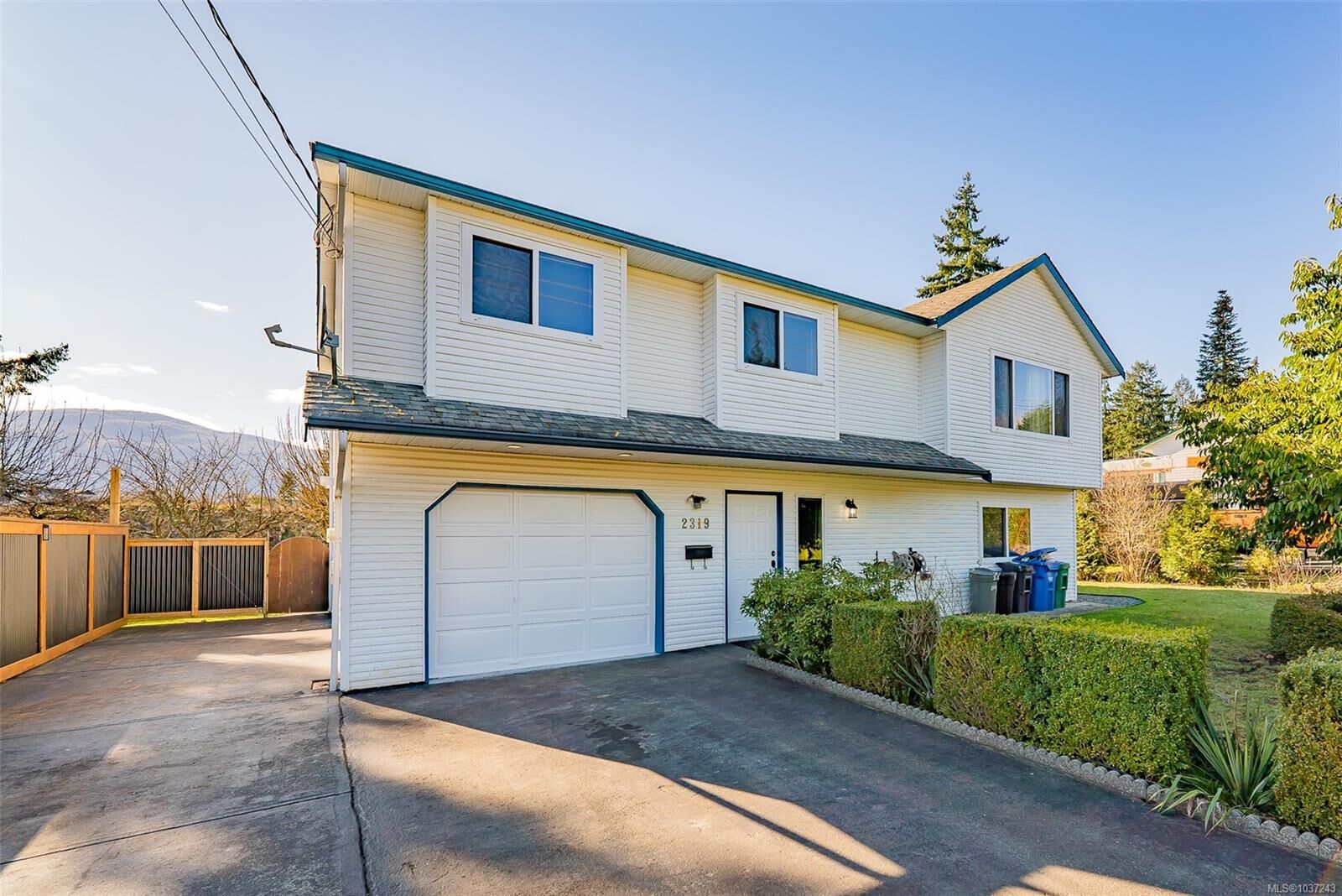 Property Photo:  2319 Rosstown Rd  BC V9T 3R4 