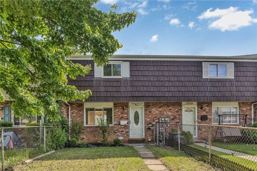 Property Photo:  1903 Anna Ave  PA 15122 