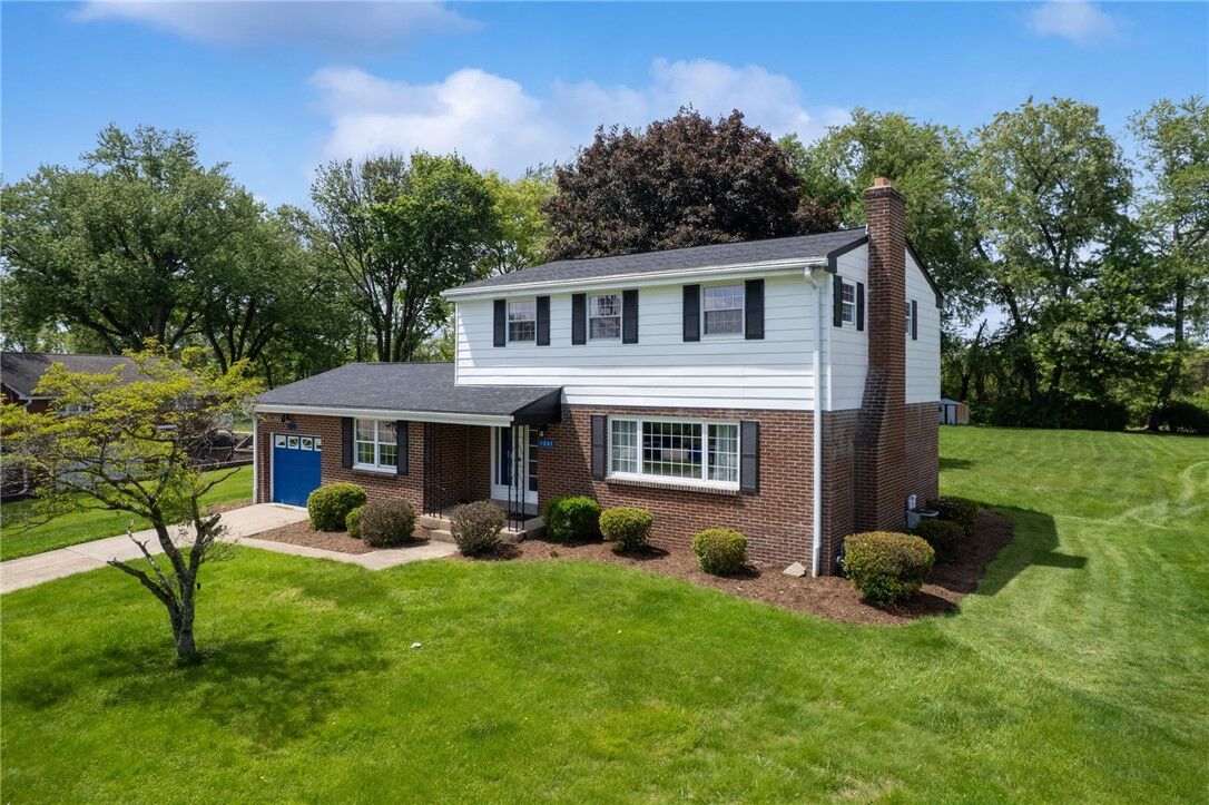 Property Photo: 1247 Old Leechburg Rd PA 15239