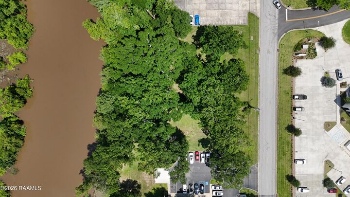 Property Photo:  200 Blk La Rue France  LA 70508 