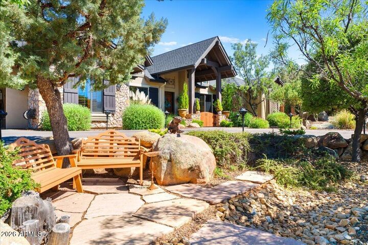 Property Photo:  1389 Ridgewood Drive Drive  AZ 86305 