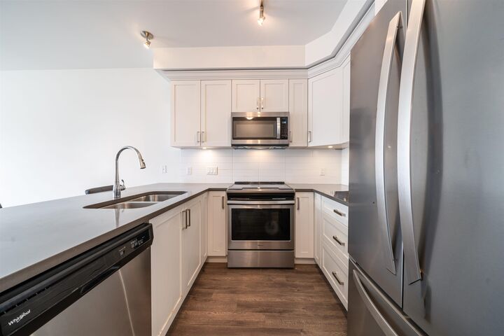 Property Photo:  2436 Kelly Avenue 314  BC V3C 1Y4 