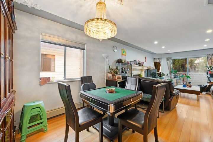 Property Photo: 2663 E 41st Avenue BC V5R 2W6