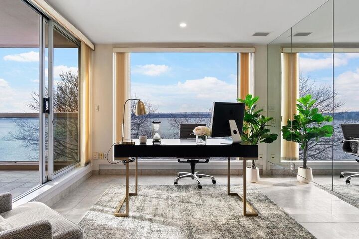 Property Photo:  2015 Beach Avenue 401  BC V6G 1Z3 