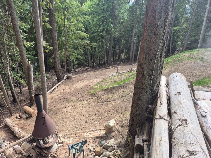Property Photo: 2818 Vickers Trail BC V0E 1M8