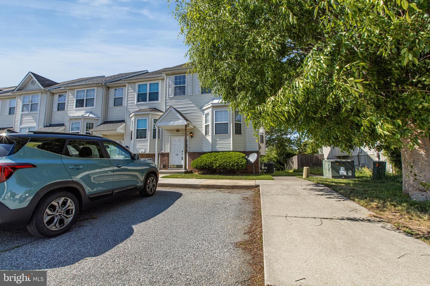 Property Photo:  115 Bonnybrook Road  DE 19709 