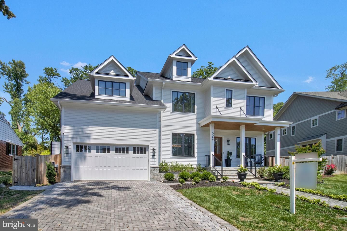 Property Photo:  5231 32nd Street N  VA 22207 