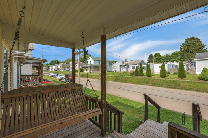 Property Photo:  95 S Pembroke Avenue  OH 43701 
