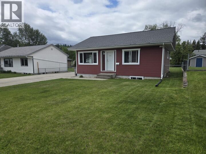 Property Photo:  349 Gardner Street  BC V2J 3G9 