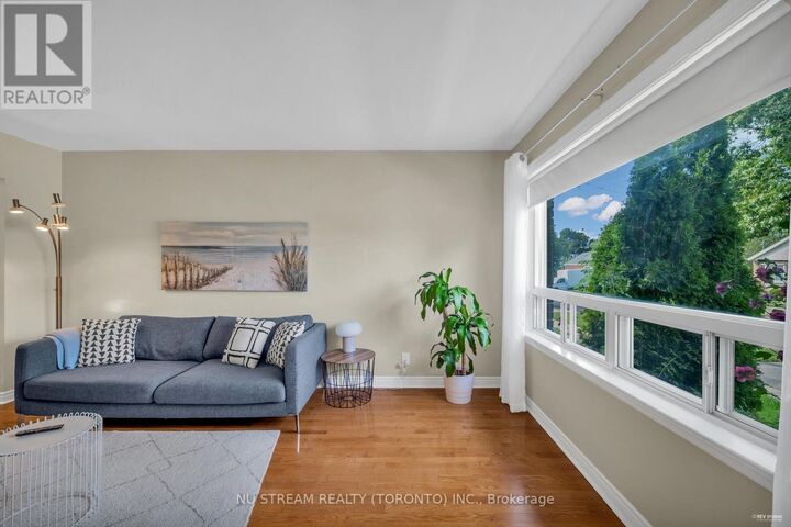Property Photo:  5 Highvale Road Main Floor  ON M1L 3R2 