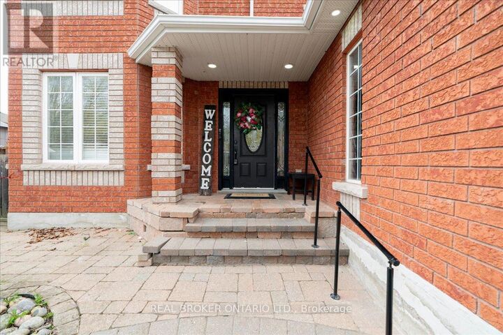 Property Photo:  2282 Jack Crescent  ON L9S 2C8 