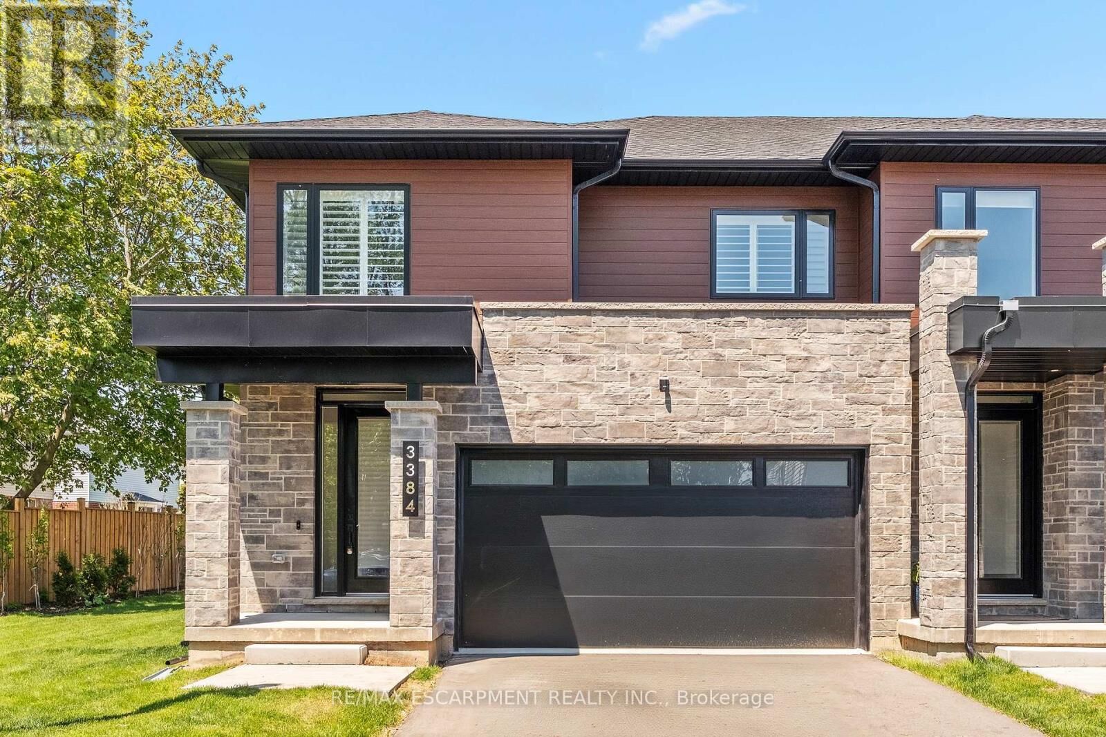 Property Photo:  3384 Carter Common  ON L7M 3R9 