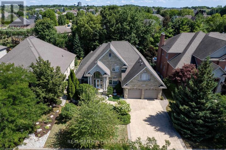 Property Photo: 215 Black Maple Court ON N2P 2W8
