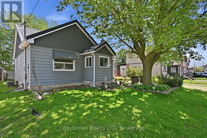 Property Photo:  108 Queen Street South  ON L2V 3N9 