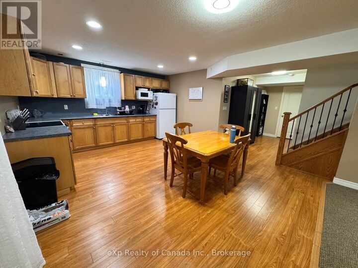 Property Photo: 2 Owen Street ON N5C 4H3