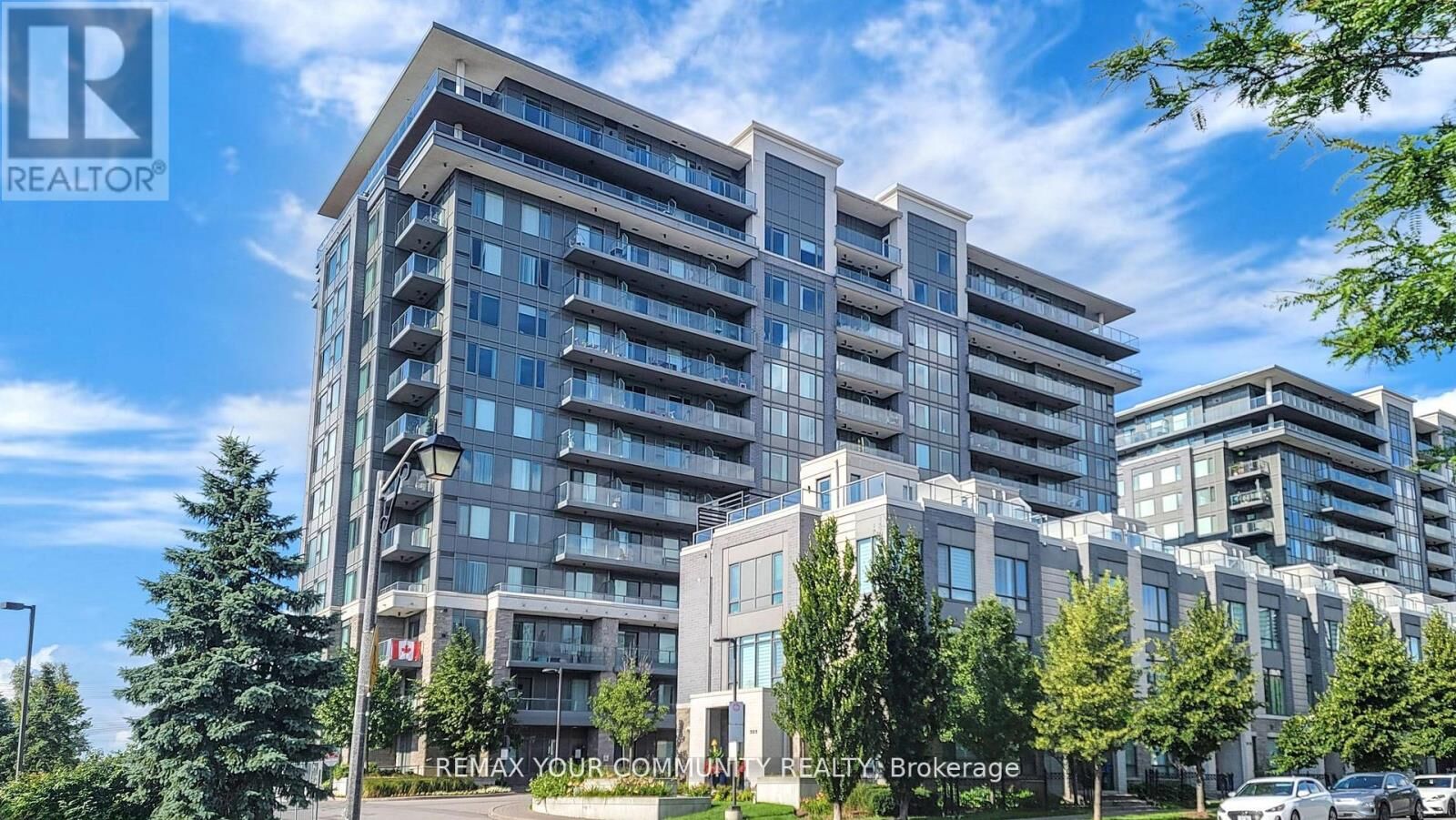 Property Photo:  325 South Park Road 517  ON L3T 0B8 