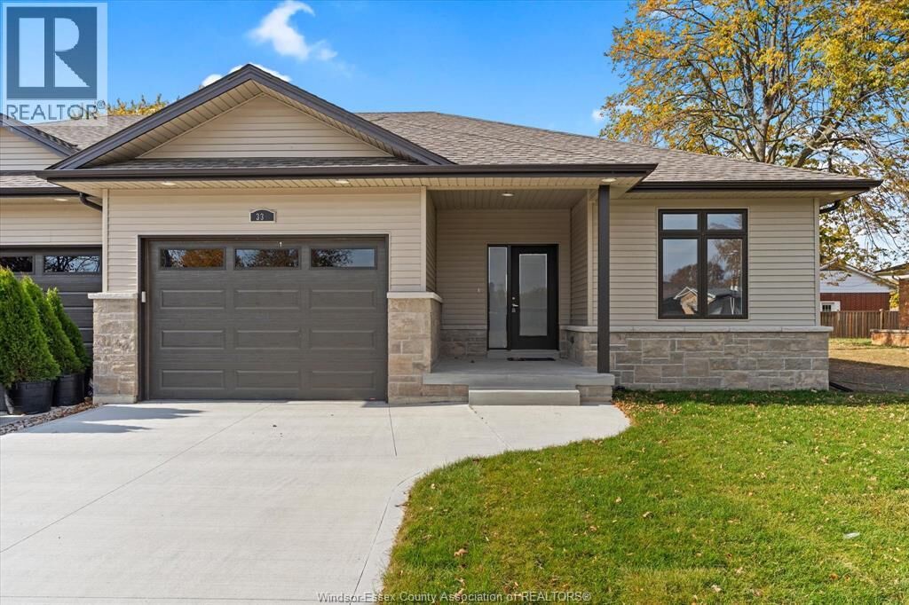 Property Photo:  332 Victoria Avenue  ON N9V 1M5 