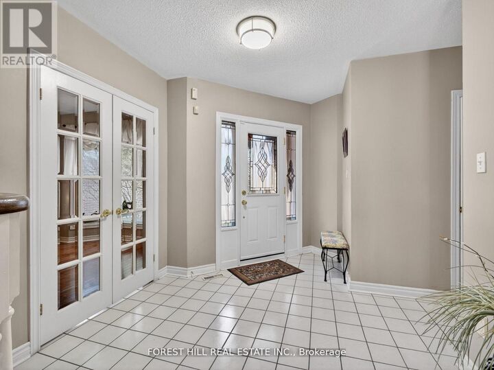 Property Photo:  43 Rockwood Crescent  ON L4J 7T2 