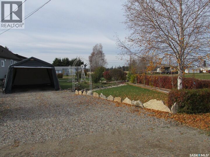 Property Photo: 302 Rustad Avenue SK S0J 3B0