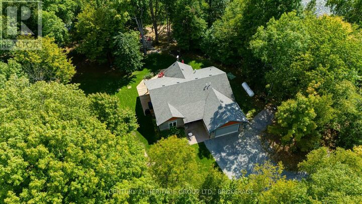 Property Photo:  627 Stafford Lane  ON K0H 2N0 