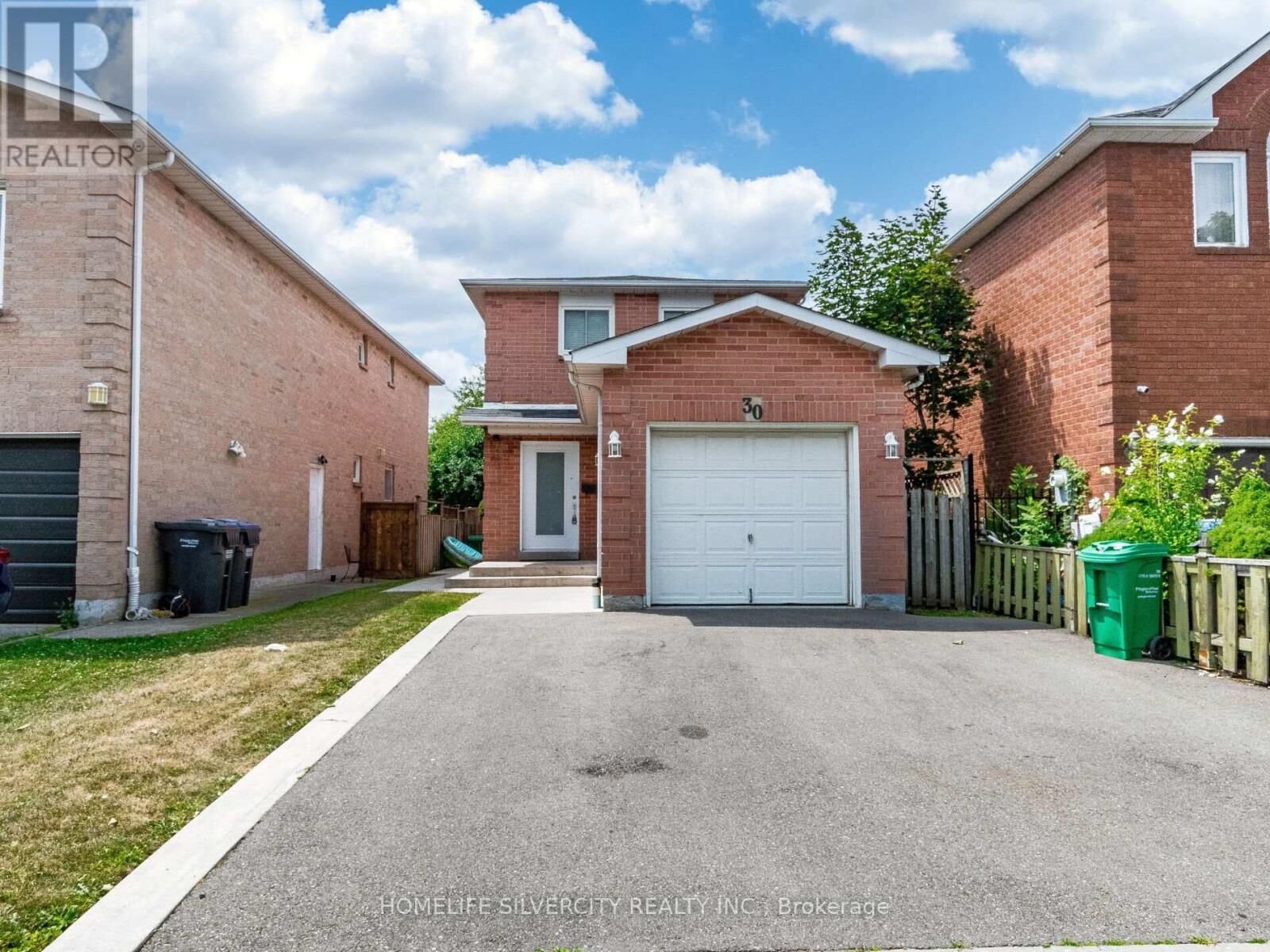 Property Photo:  30 Castlehill Road 1  ON L6X 4E2 